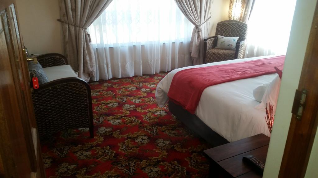 African Phoenix Guest Lodge Johannesburg Eksteriør billede
