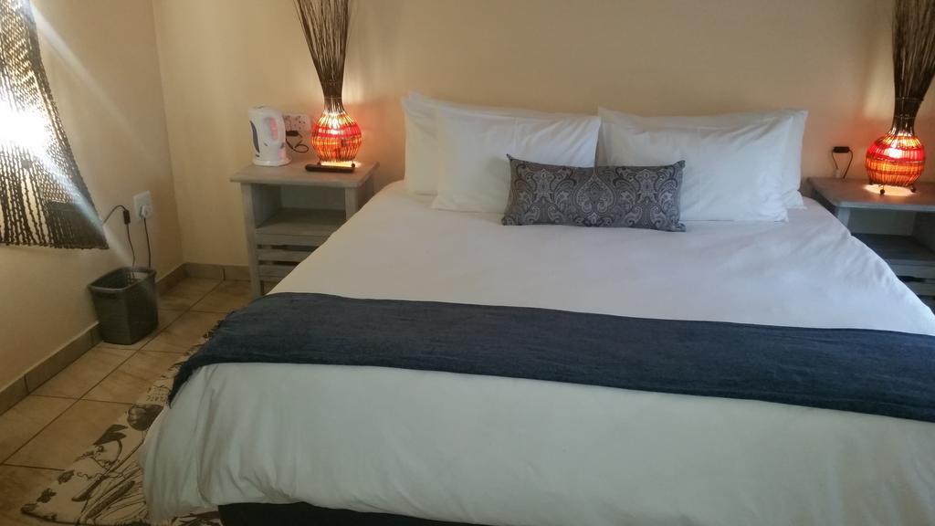 African Phoenix Guest Lodge Johannesburg Eksteriør billede